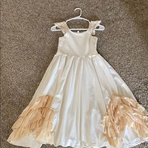 Beautiful ivory girls size 7 dress